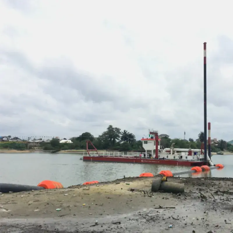 เรือขุดดูดเครื่องตัดไฮดรอลิกแม่น้ำทรายขุดลอก